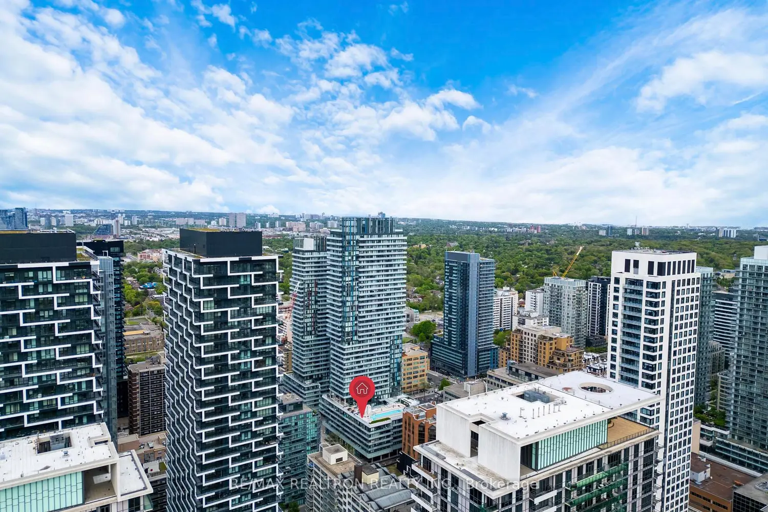 Additional image 16 of 161 Roehampton Avenue 603