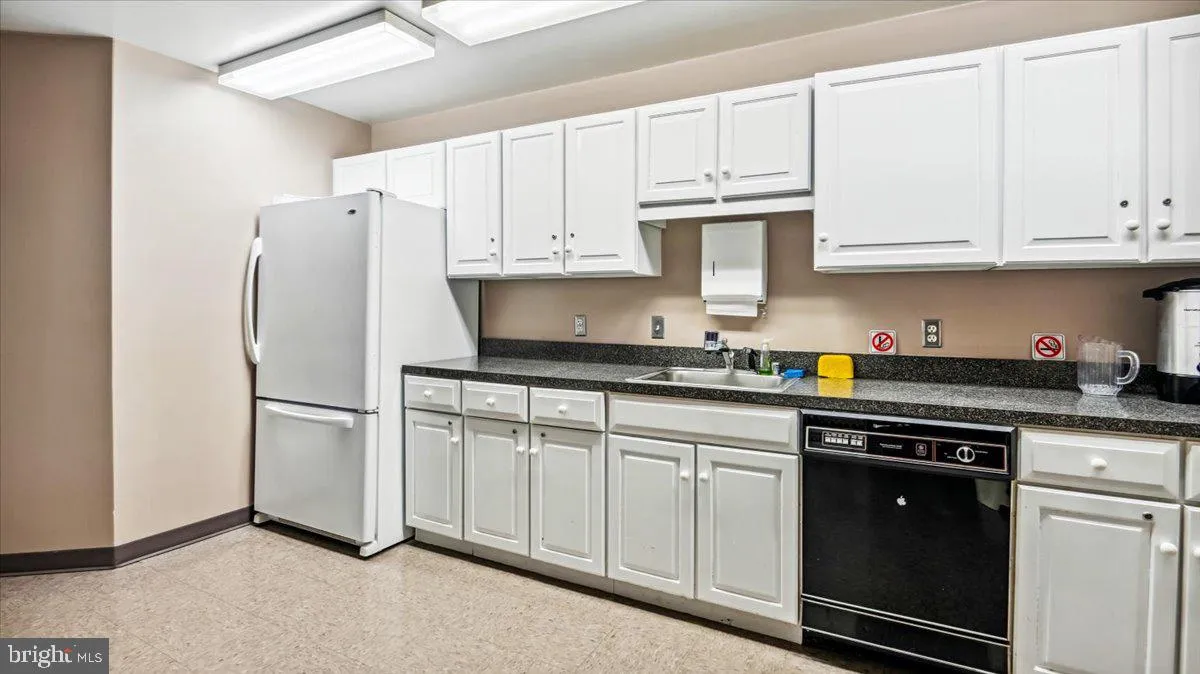Additional image 75 of 5809 Nicholson Ln Unit 316, North Bethesda, MD 20852