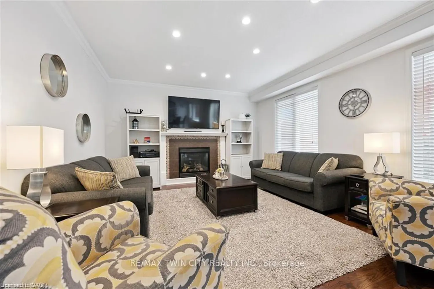305 Pine Valley Drive photo 5