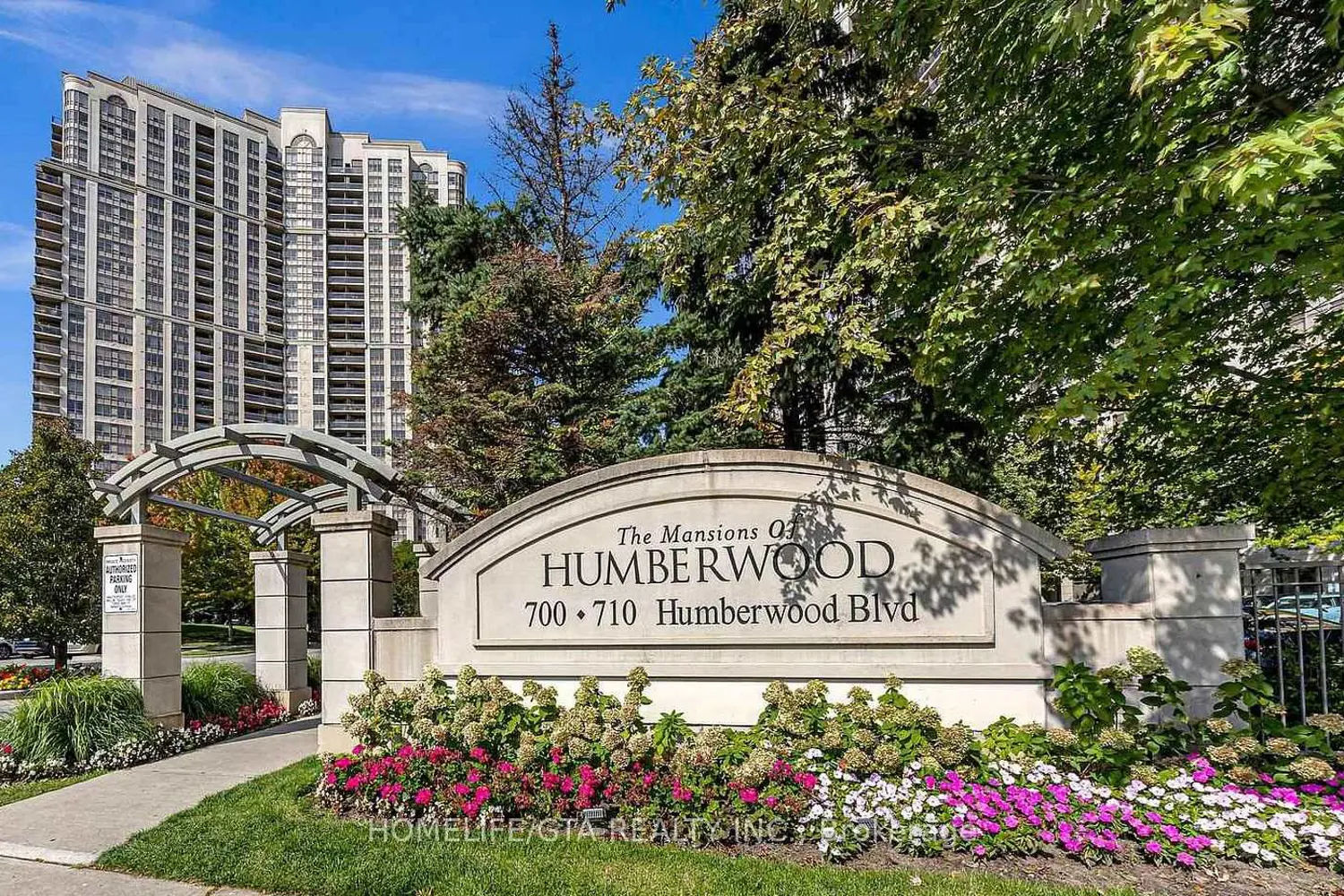 710 Humberwood Boulevard 1112