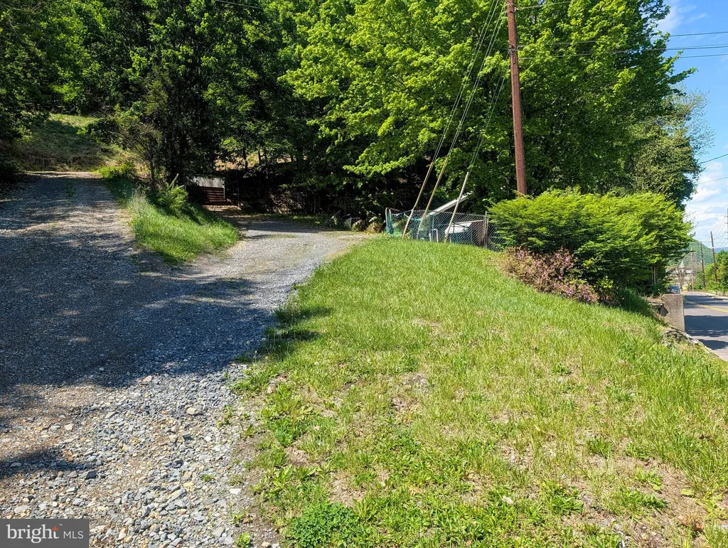 460 Armstrong Street, Keyser, WV 26726