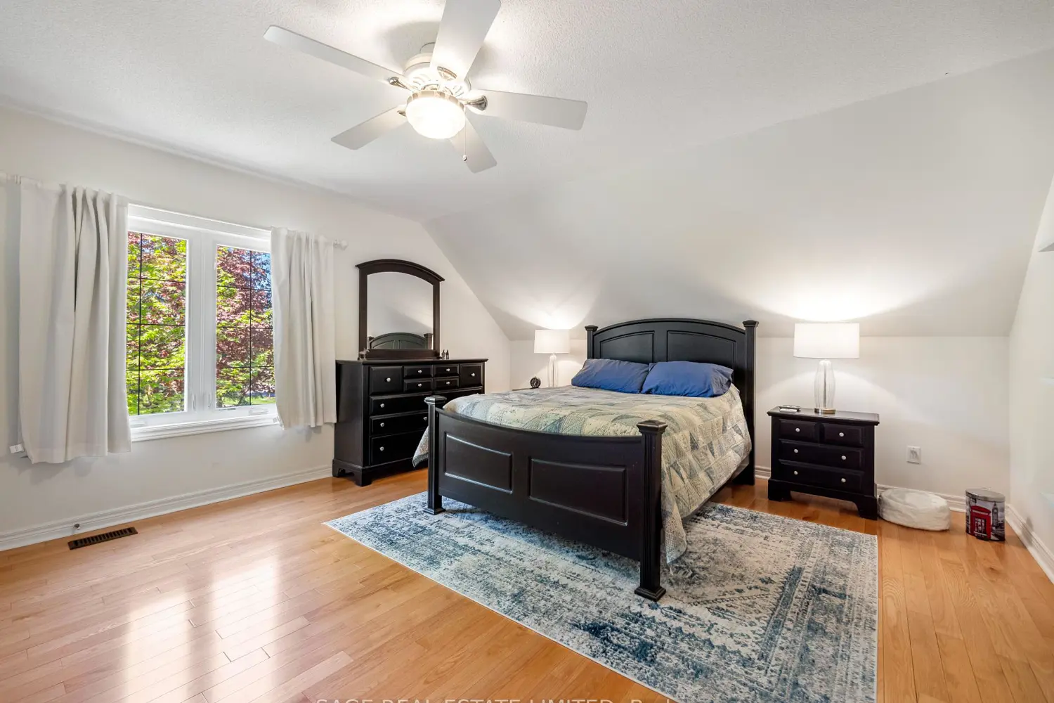 888 Cresta Rider Place photo 4