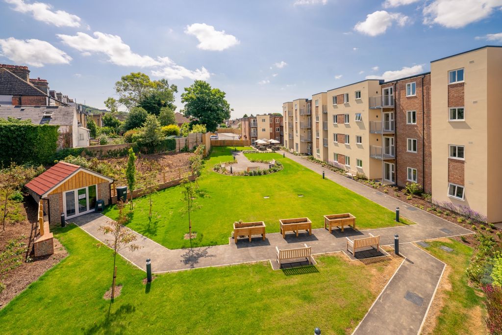 Additional image 19 of 2 bed flat for saleCharlton Green, Dover CT16