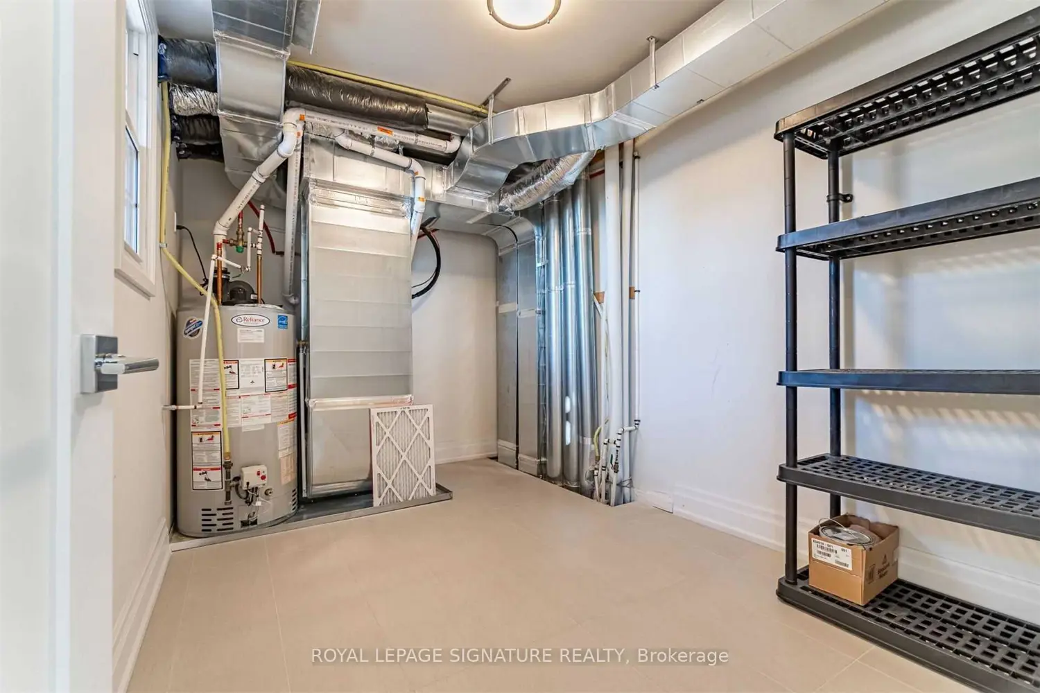 Additional image 15 of 760 Lakeshore Road 202