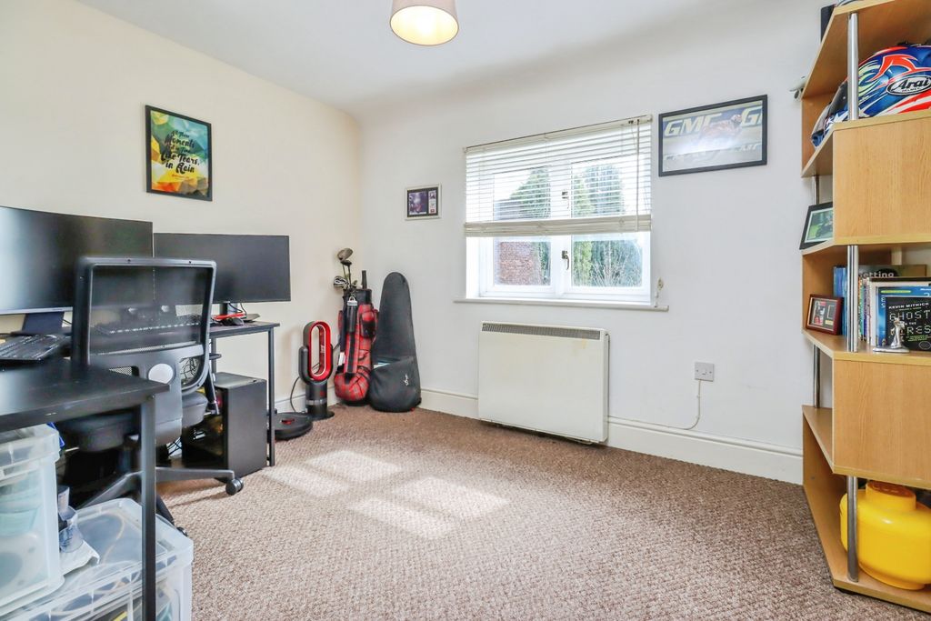 Additional image 11 of 2 bed flat for saleNewtown Road, Whitchurch SY13
