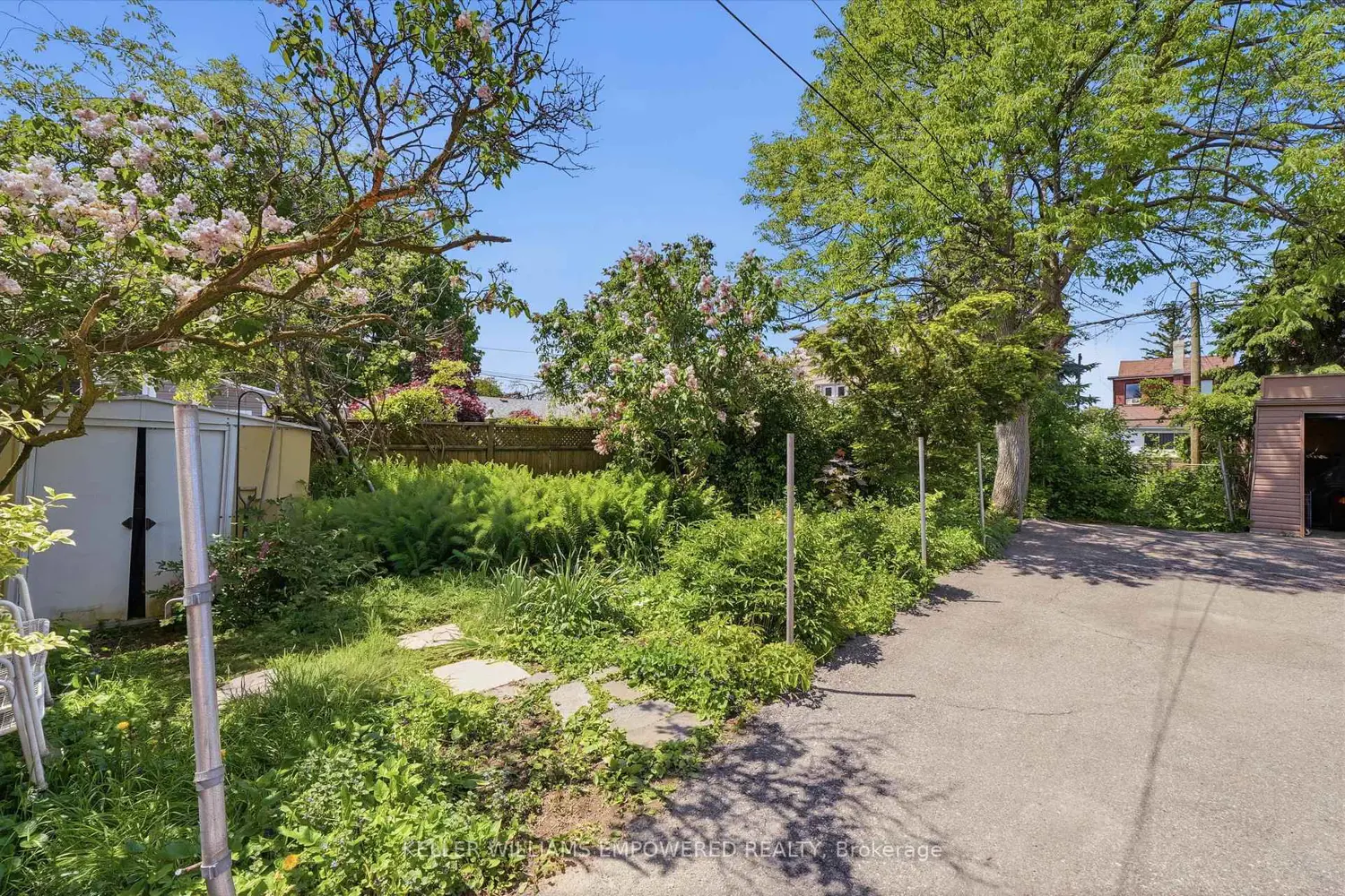 Additional image 17 of 28 East Drive
