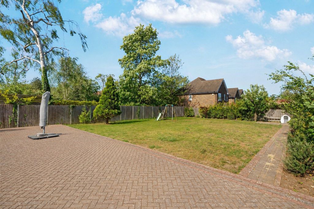 Additional image 4 of 6 bed detached house for saleFir Tree Road, Epsom KT17