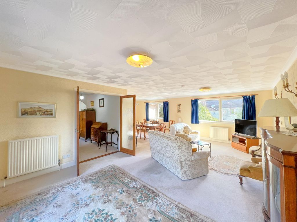 Additional image 8 of 4 bed detached bungalow for saleThalassa, Victoria Road, Hunters Quay, Dunoon PA23