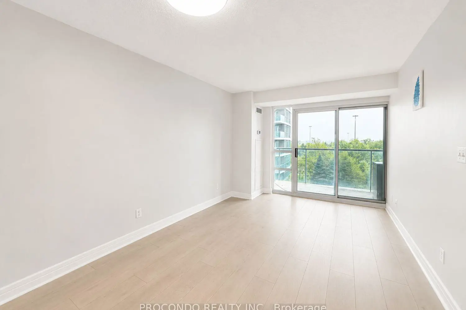 Additional image 7 of 18 Harrison Garden Boulevard 509