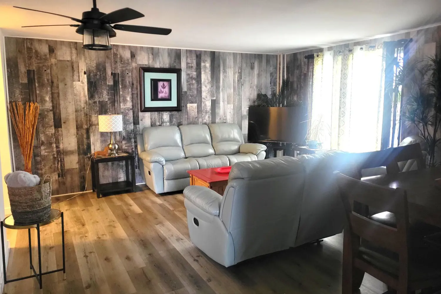 Additional image 3 of 583 Mornington Avenue 604