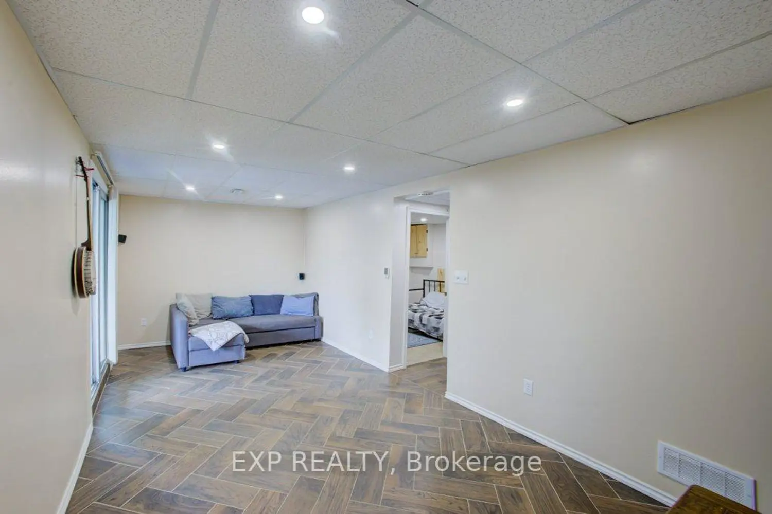 Additional image 12 of 44 Madison Avenue