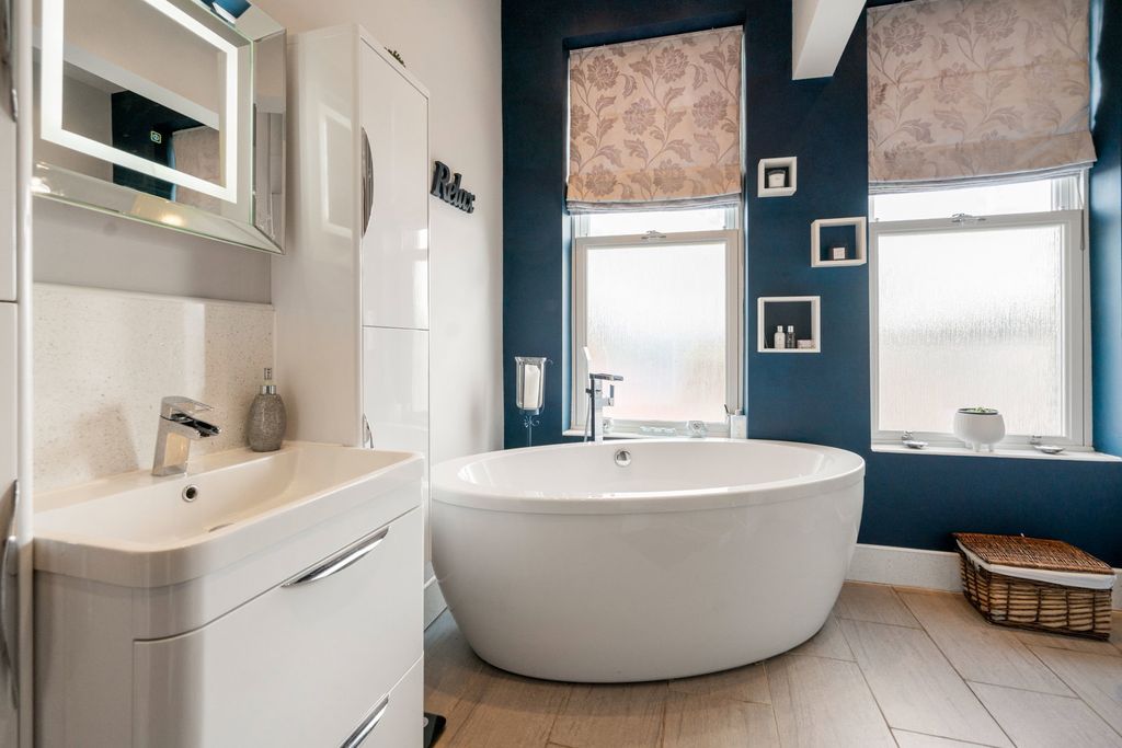 Additional image 26 of 3 bed semi-detached house for sale63 Victoria Road, Elland HX5