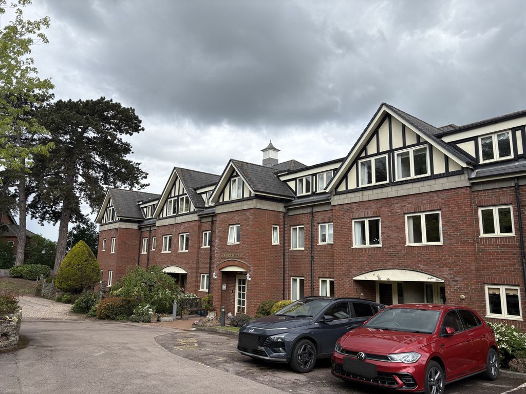 2 bed flat for saleFlat 57, Goodrich Court, Gloucester Road, Ross-On-Wye, Herefordshire HR9