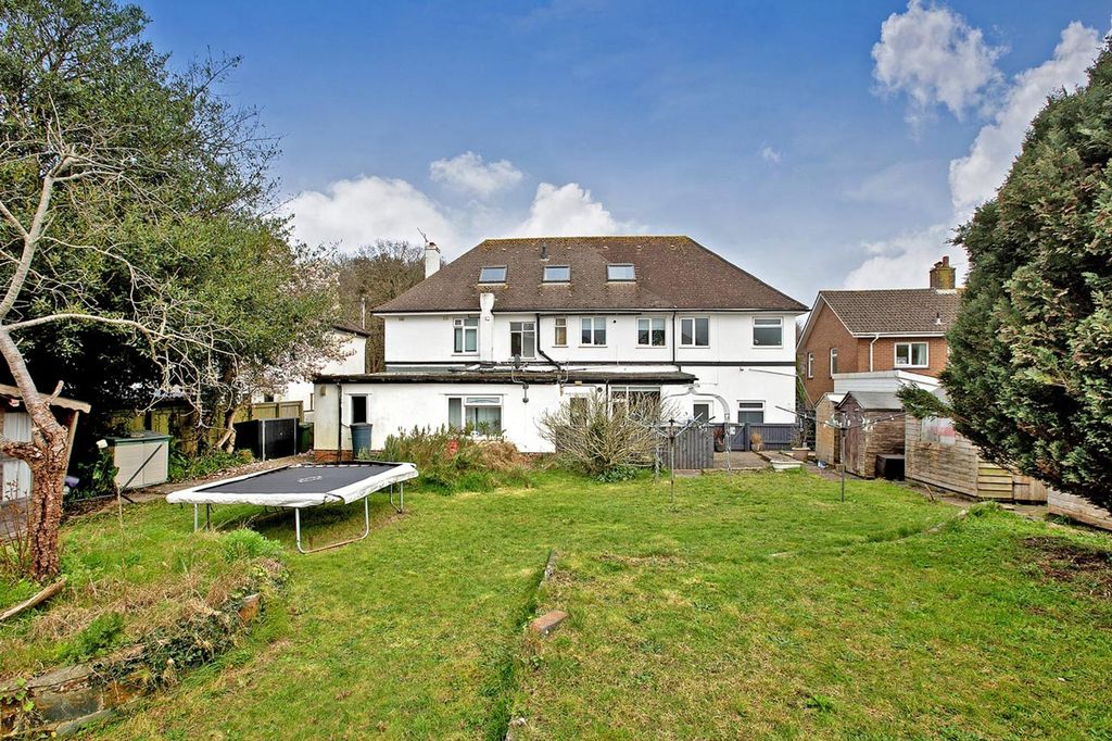 Additional image 21 of 3 bed flat for saleExeter Road, Dawlish EX7