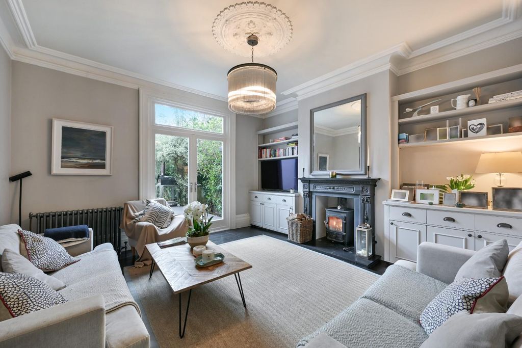 Additional image 4 of 6 bed semi-detached house for saleWorple Road, Epsom KT18