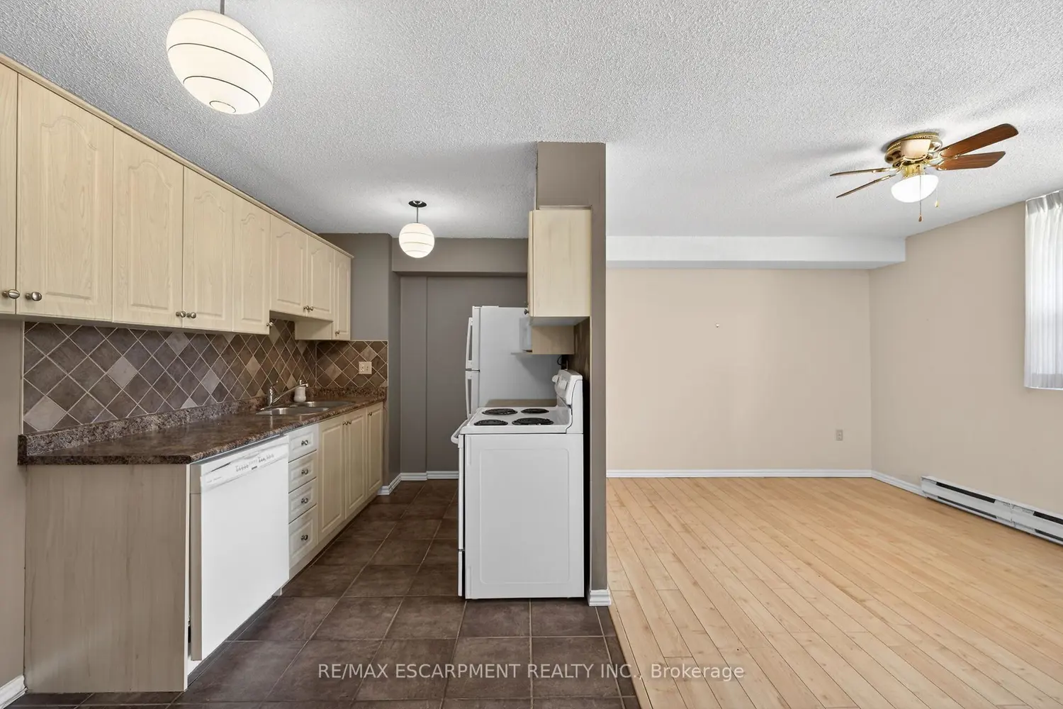 700 Dynes Road 101 photo 3