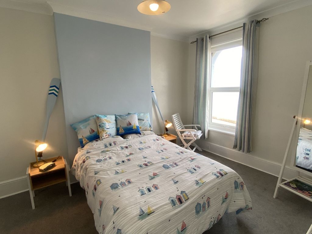 Additional image 4 of 2 bed flat for saleMarine Parade, Dawlish EX7