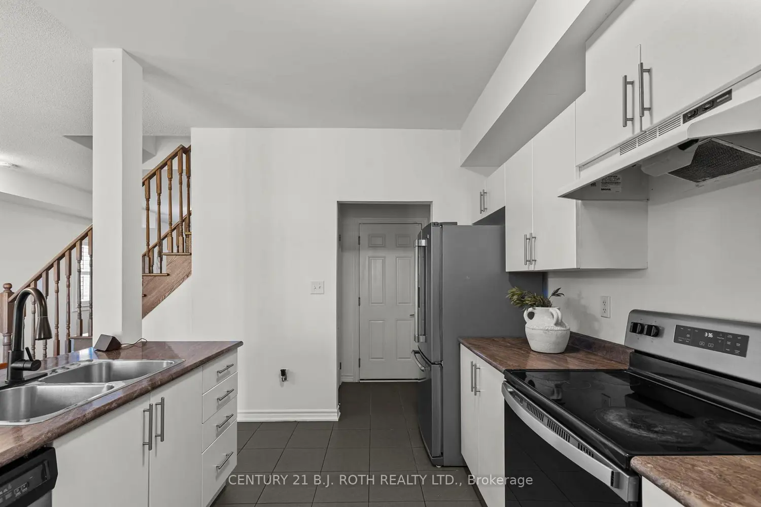 Additional image 9 of 21 Brown Bear Street
