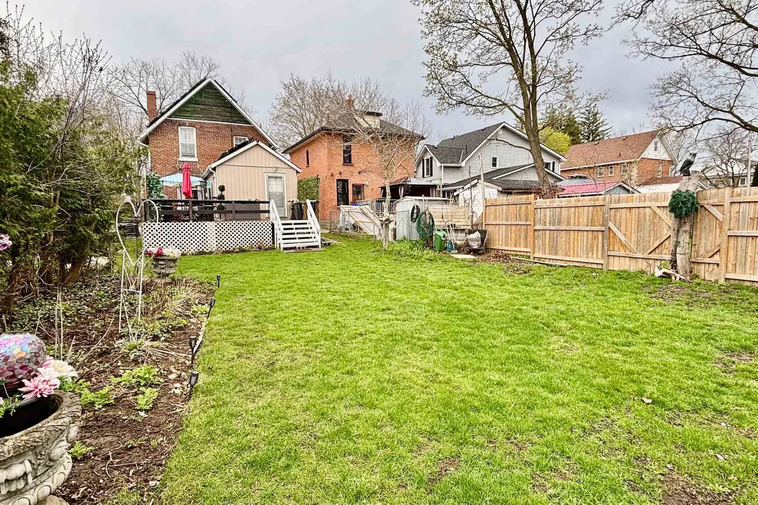 Additional image 14 of 28 Simcoe Street