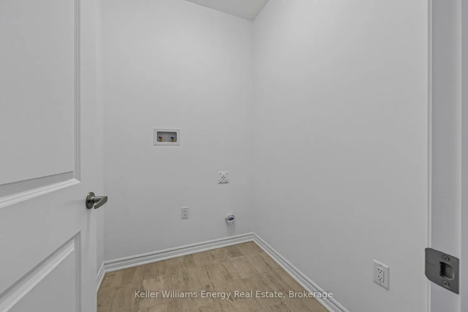 Additional image 17 of 1759 Mineral Springs Way