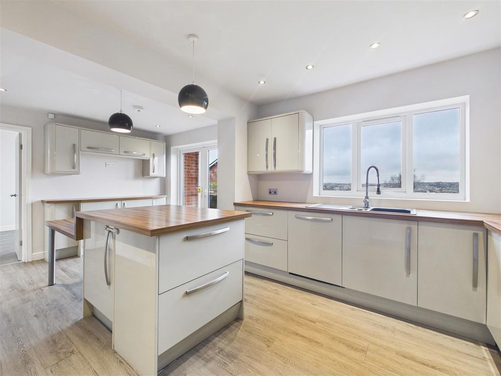 Additional image 3 of 4 bed detached house for saleSalisbury Road, Dronfield S18