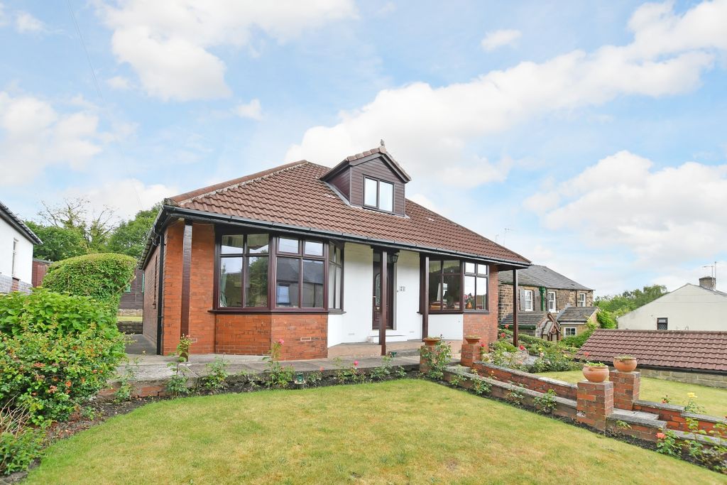3 bed detached bungalow for saleLea Road, Dronfield, Derbyshire S18
