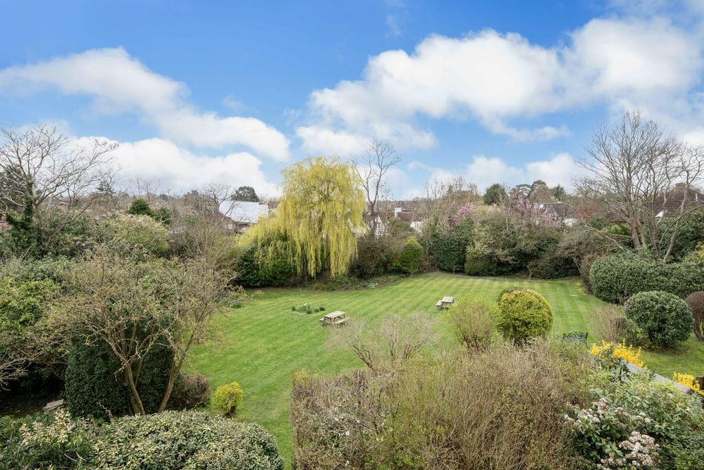 Additional image 13 of 3 bed flat for saleChrist Church Mount, Epsom KT19