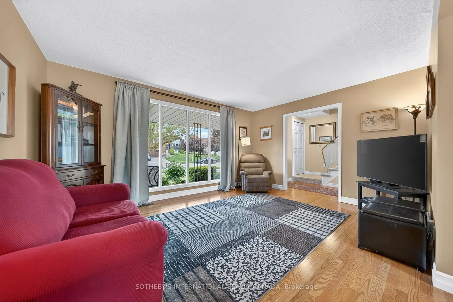 145 Westchester Drive photo 2