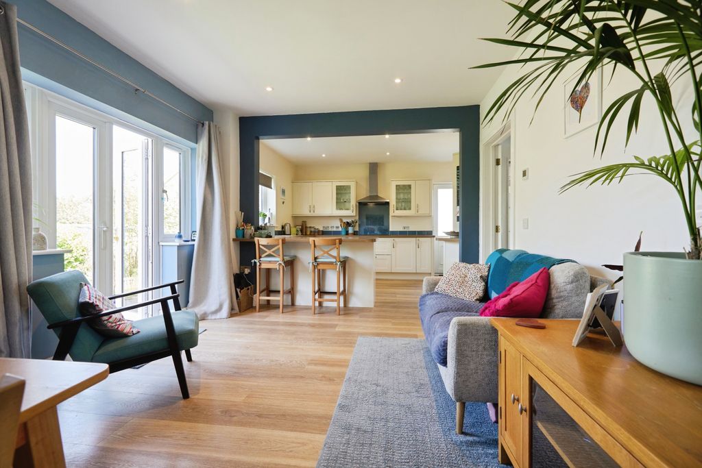 Additional image 3 of 4 bed detached house for saleAspen Road, Dorchester DT2