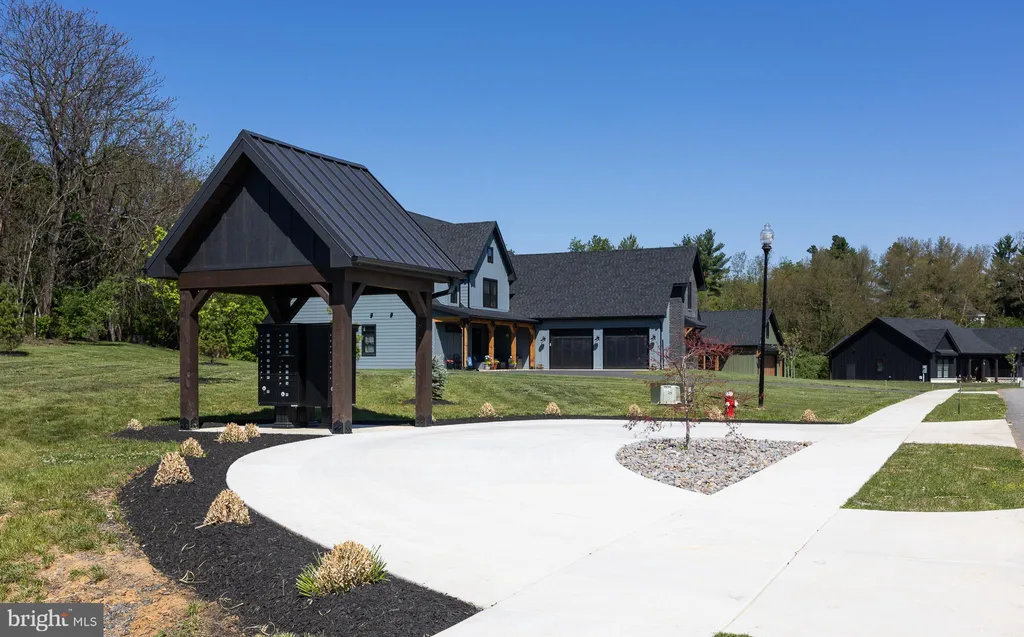 70 Midland Court, Martinsburg, WV 25403