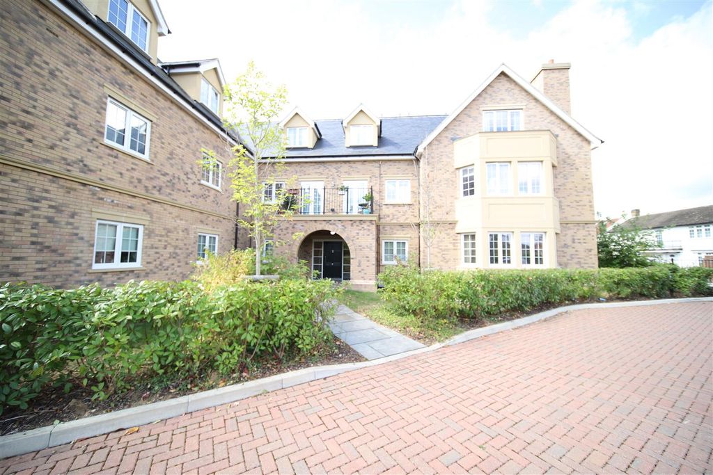1 bed flat for sale72, The Ridgeway, Enfield EN2