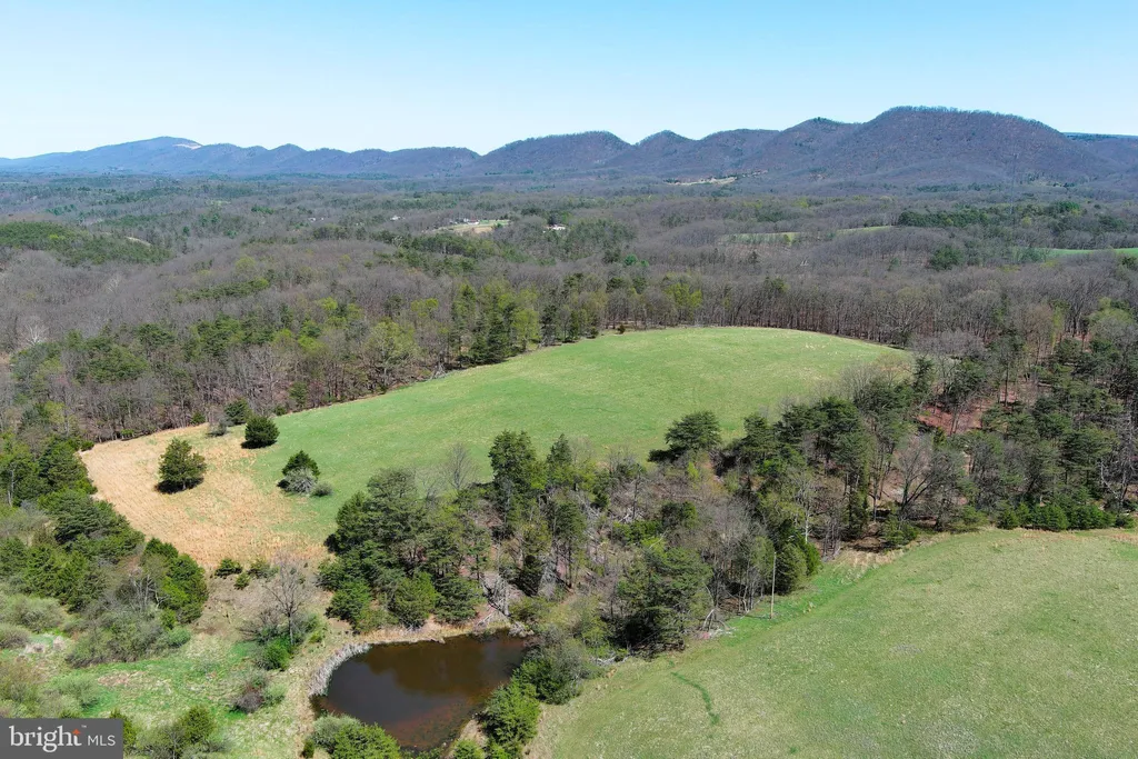 Additional image 108 of 453 Wheaton Drive, Purgitsville, WV 26852