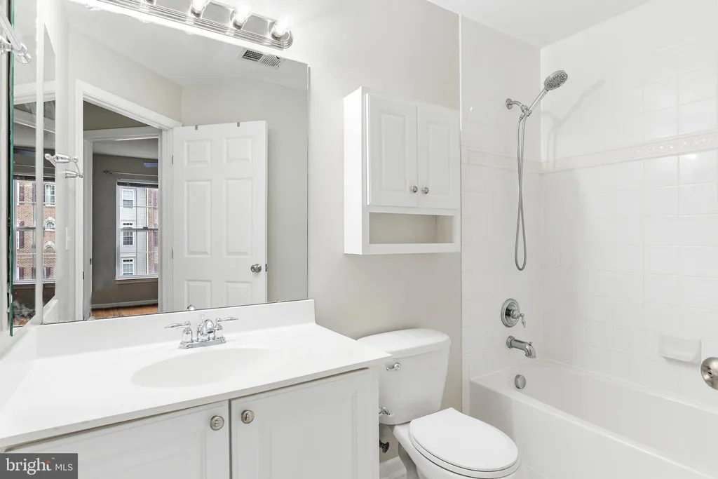 2236 Ivy Lane Unit 5, Chesapeake Beach, MD 20732