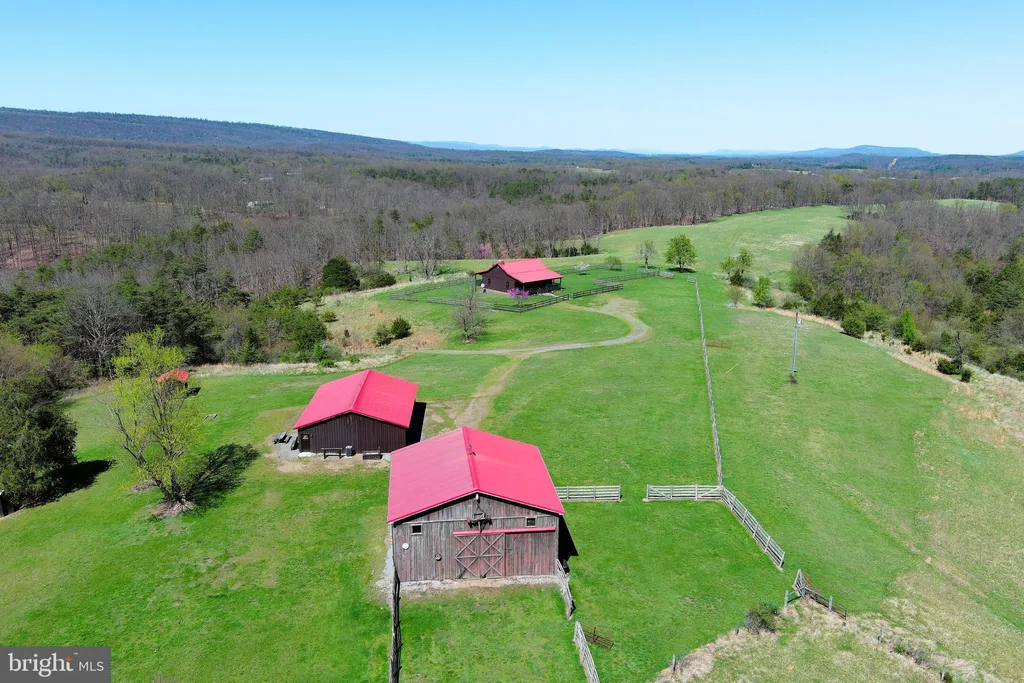 Additional image 102 of 453 Wheaton Drive, Purgitsville, WV 26852