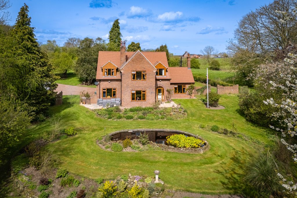 3 bed detached house for saleHaughton, Ellesmere SY12