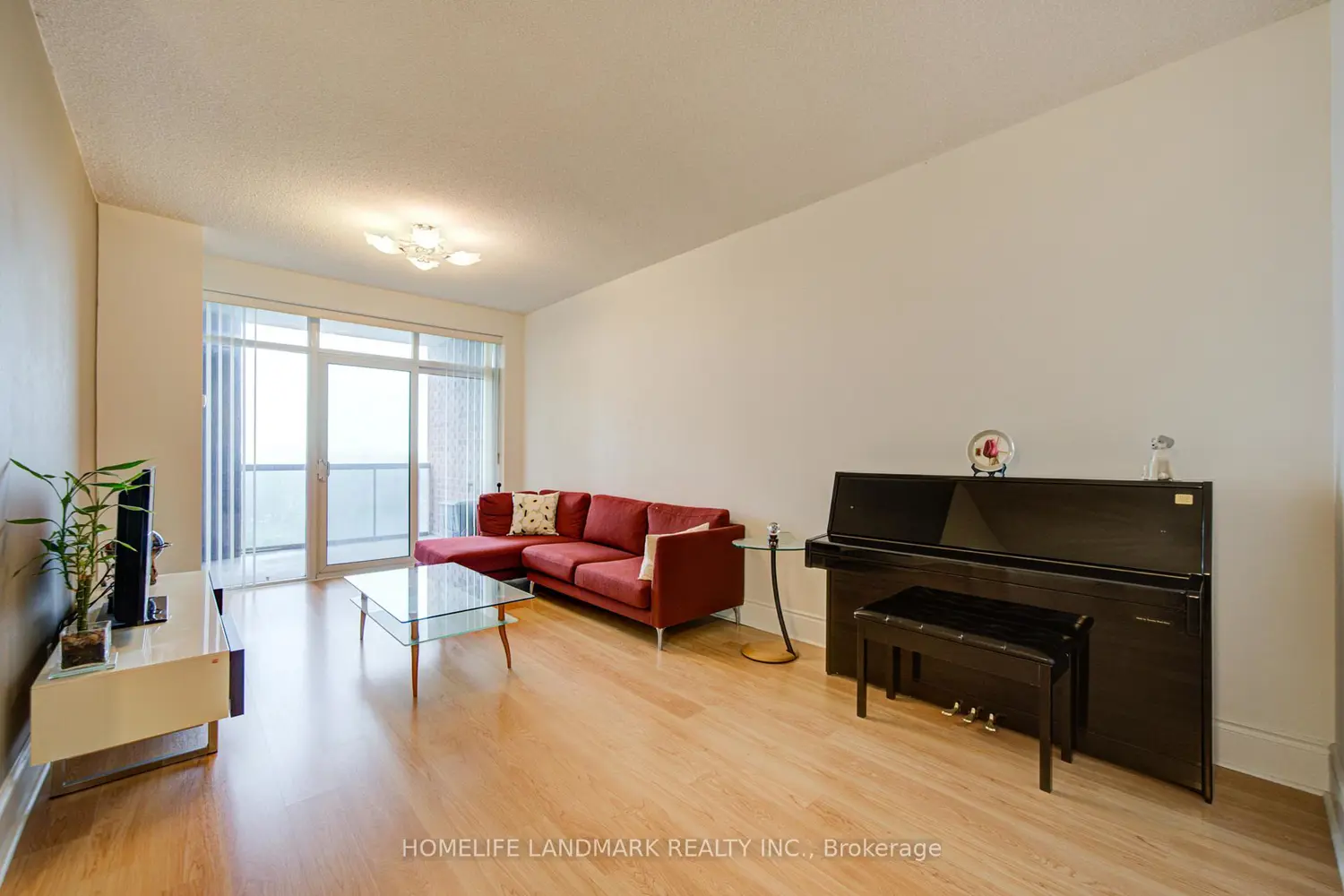 Additional image 9 of 8 Mckee Avenue 802