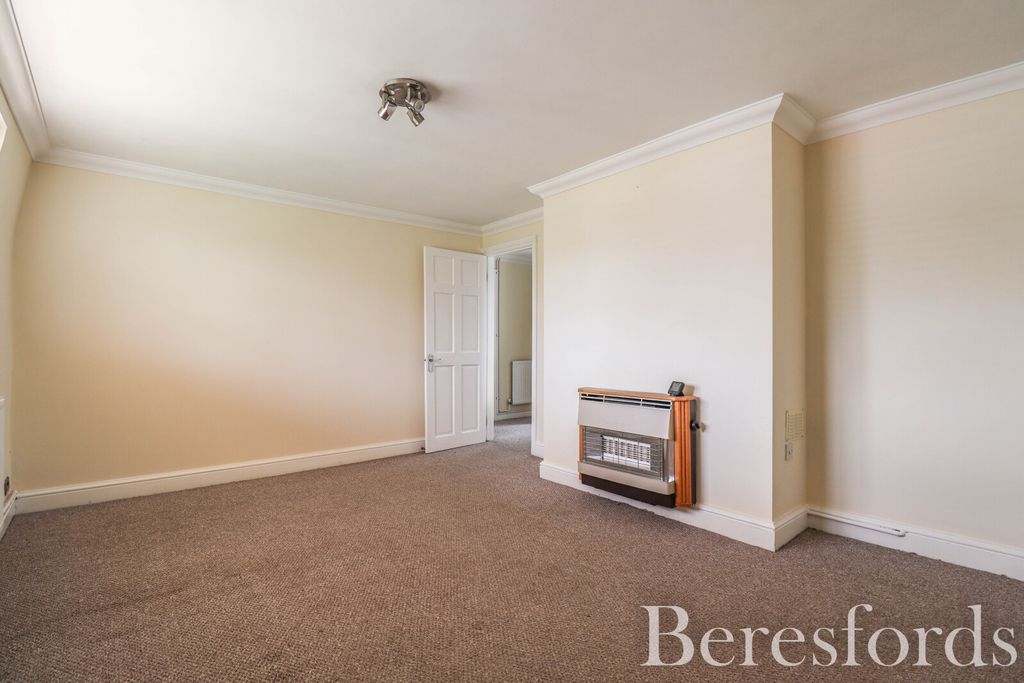 2 bed maisonette for saleUpper Mill Field, Dunmow CM6 photo 4