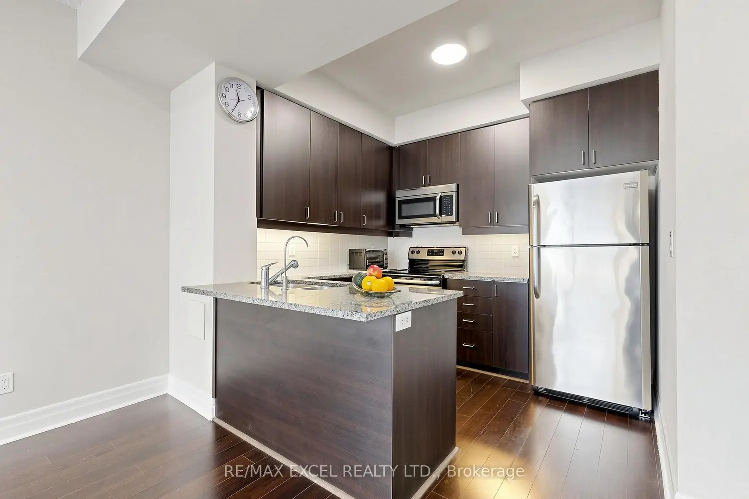 Additional image 11 of 8110 Birchmount Road 416