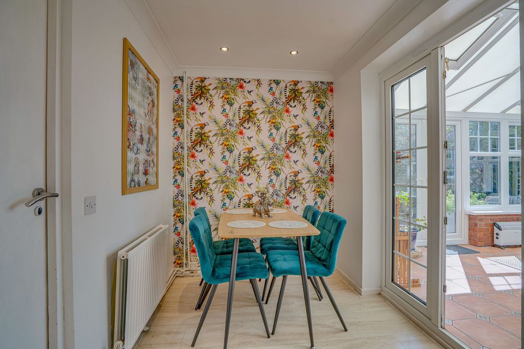 Additional image 10 of 4 bed detached house for saleCompton Close, Boyatt Wood, Eastleigh SO50