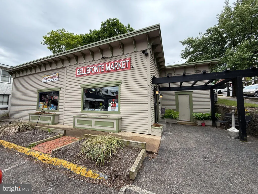 102 E Bishop Street, Bellefonte, PA 16823