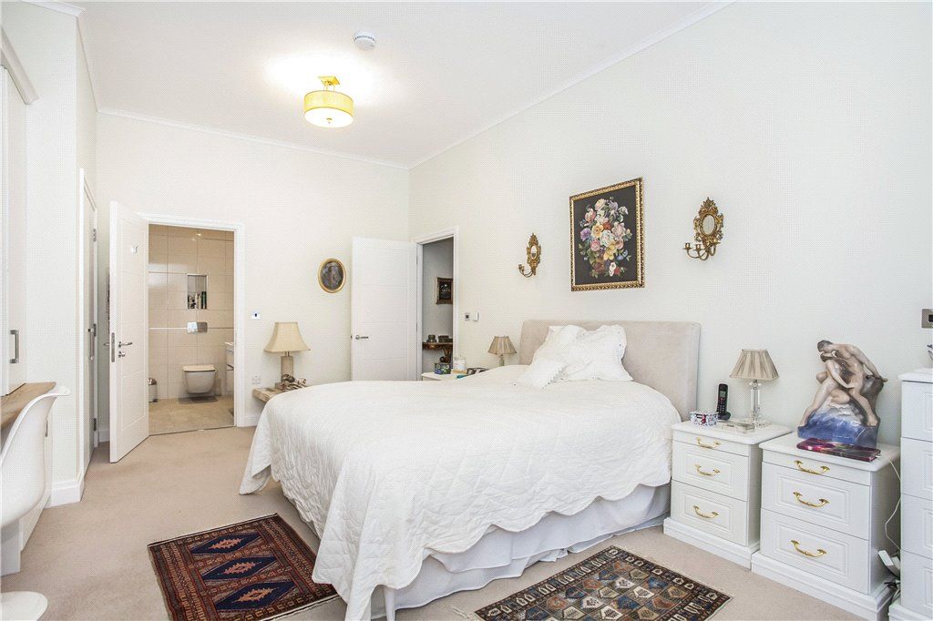 Additional image 7 of 2 bed flat for saleMarshall Walk, Englefield Green, Egham, Surrey TW20