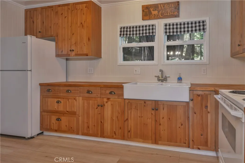 Additional image 9 of 27245 Little Bear Rd, Blue Jay, CA 92317