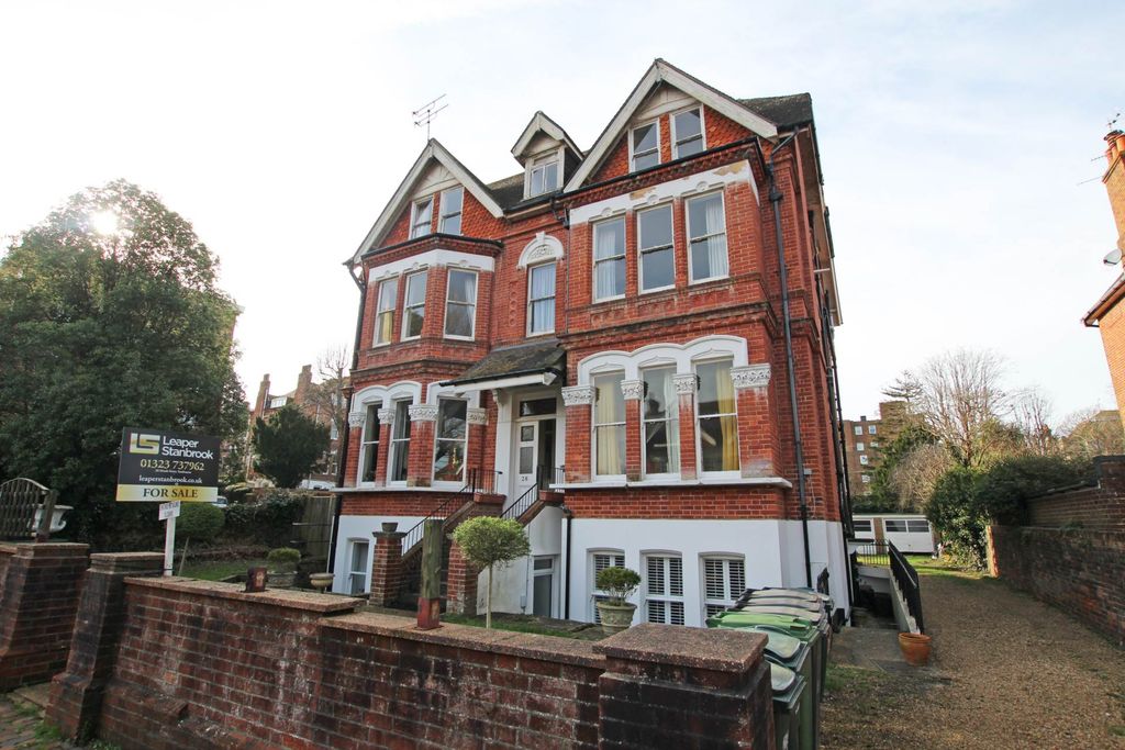 5 bed flat for saleGrassington Road, Eastbourne BN20
