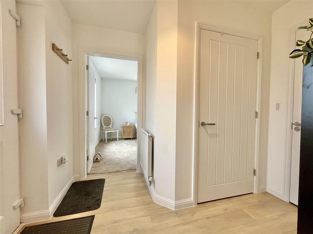Additional image 6 of 1 bed flat for saleTurbit Close, Ross-On-Wye HR9