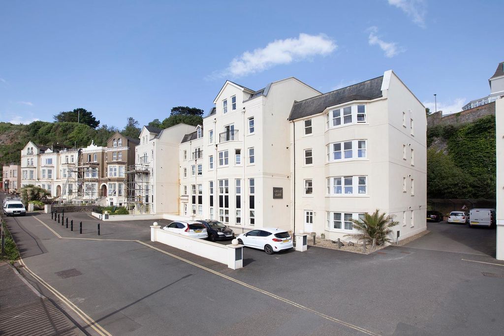 Additional image 15 of 2 bed flat for saleMarine Parade, Dawlish EX7