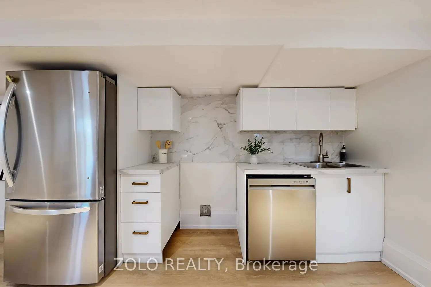Additional image 14 of 98 Woodmount Avenue