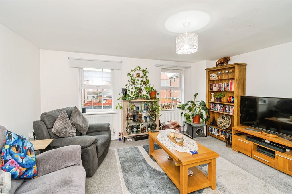 Additional image 2 of 3 bed property for saleSouth Street, Eastleigh SO50
