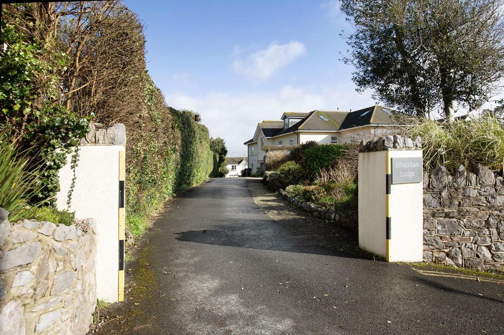 Additional image 17 of 2 bed flat for saleEast Cliff Road, Dawlish EX7