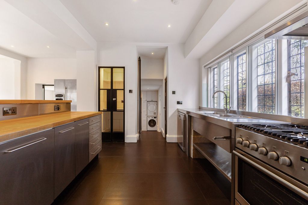 Additional image 19 of 4 bed detached house for sale1 College Avenue, Epsom KT17