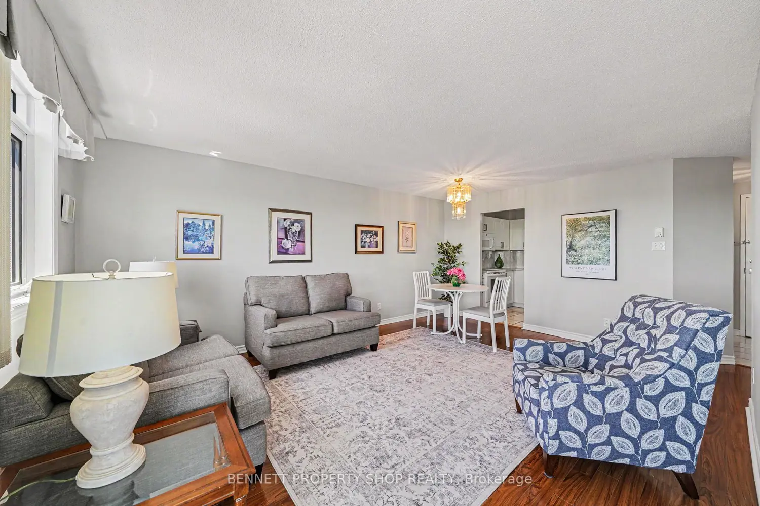 1025 Grenon Avenue 1119 photo 2